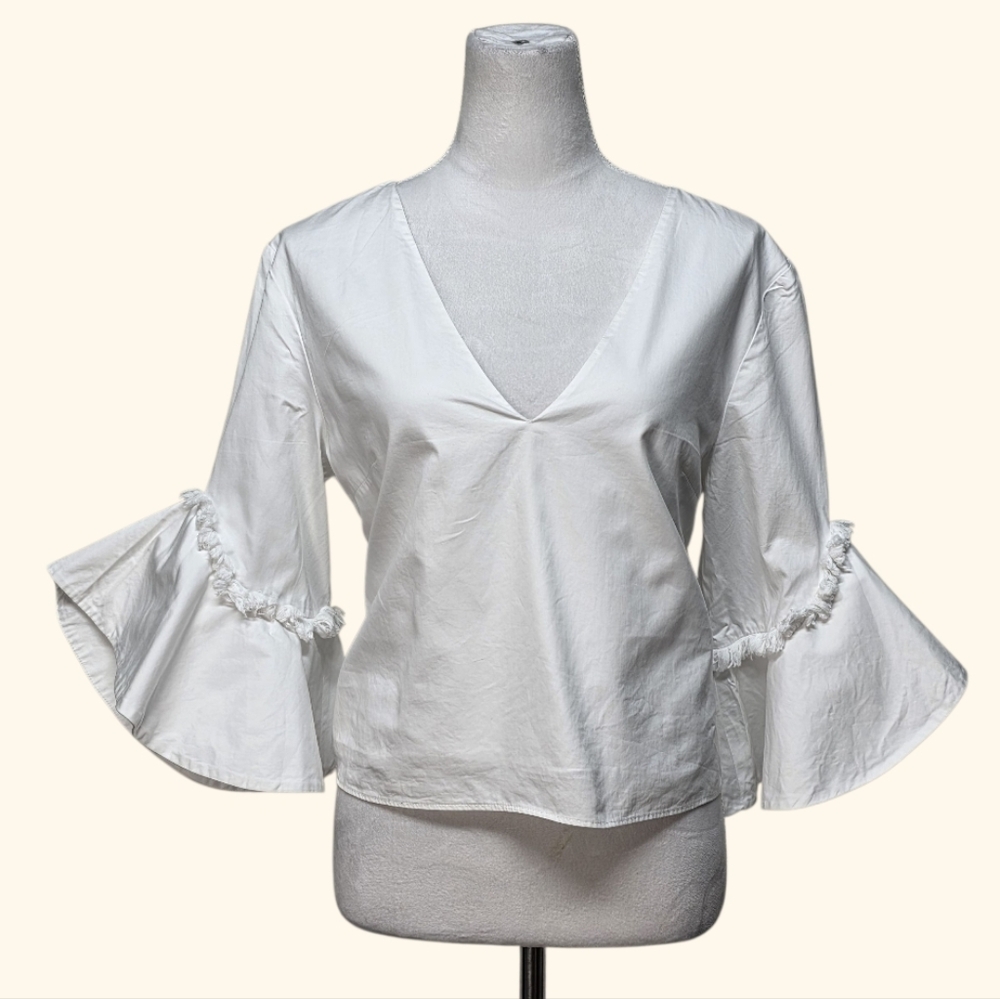 N/Nicholas White V-Neck Bell Sleeve w  Detail On The Sleeve's Bells Size 8